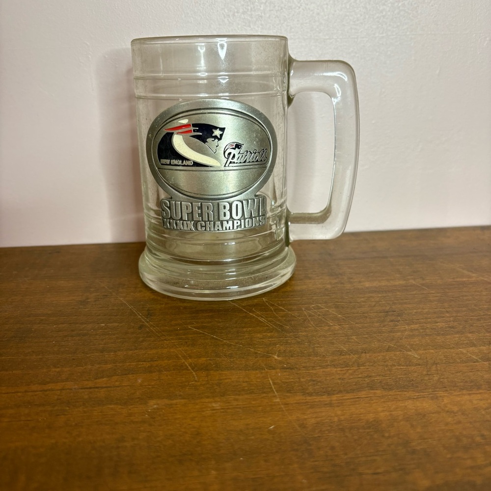 New England Patriots XXXIX Super Bowl Champions Glass Mug